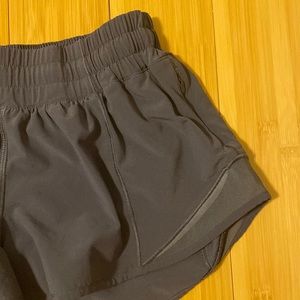Lululemon Grey Hotty Hot Low-Rise Lined Short 2.5"